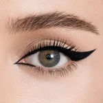 خط چشم ماژیکی و مویی