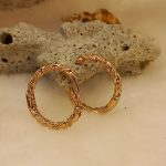 گوشواره زنانه ژوپینگ حلقه‌ای تراش‌دار رنگ طلایی