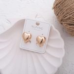 گوشواره زنانه ژوپینگ مدل قلب حلقه‌ای رنگ طلایی