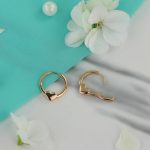 گوشواره زنانه ژوپینگ طرح قلب رنگ طلایی