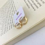 گوشواره زنانه ژوپینگ مدل موجدار