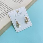 گوشواره زنانه ژوپینگ مدل حلقه ای نگین دار