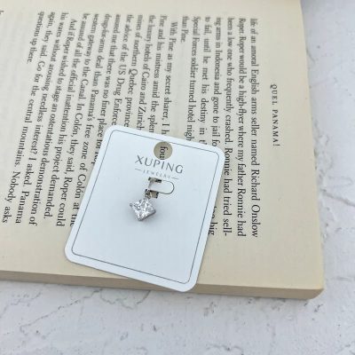 آویز گردنبند زنانه ژوپینگ مدل مربع