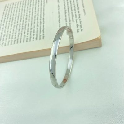 دستبند النگویی زنانه ژوپینگ نقره‌ای سایز دو
