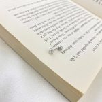 پیرسینگ استیل گوش توپی نگین دار نقره ای